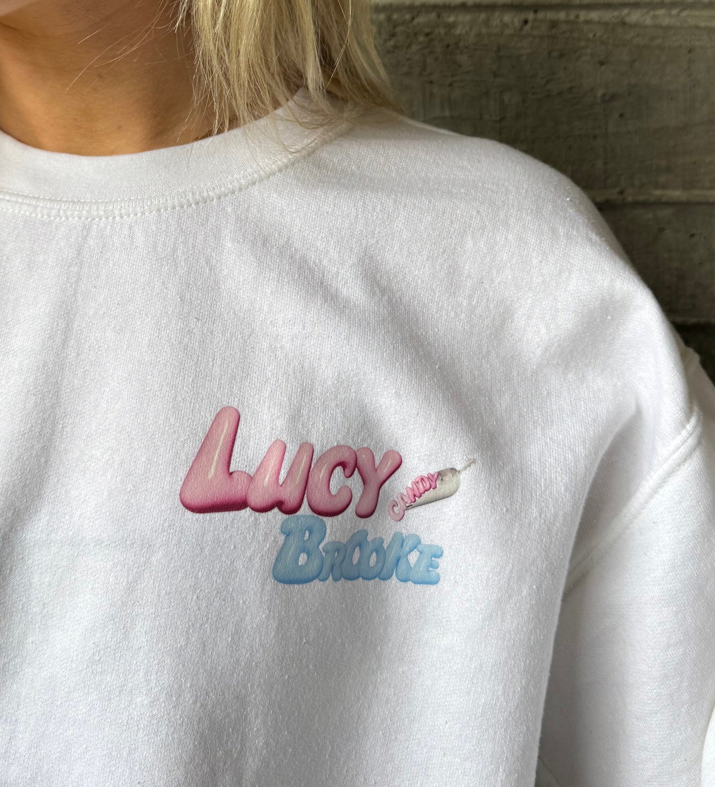 LUCY Crewneck
